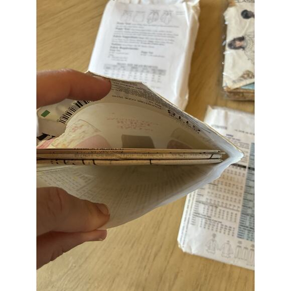 8 VTG sewing patterns women Separates Babydoll Tops Pencil Skirts Pants Lot 8 - Picture 16 of 16